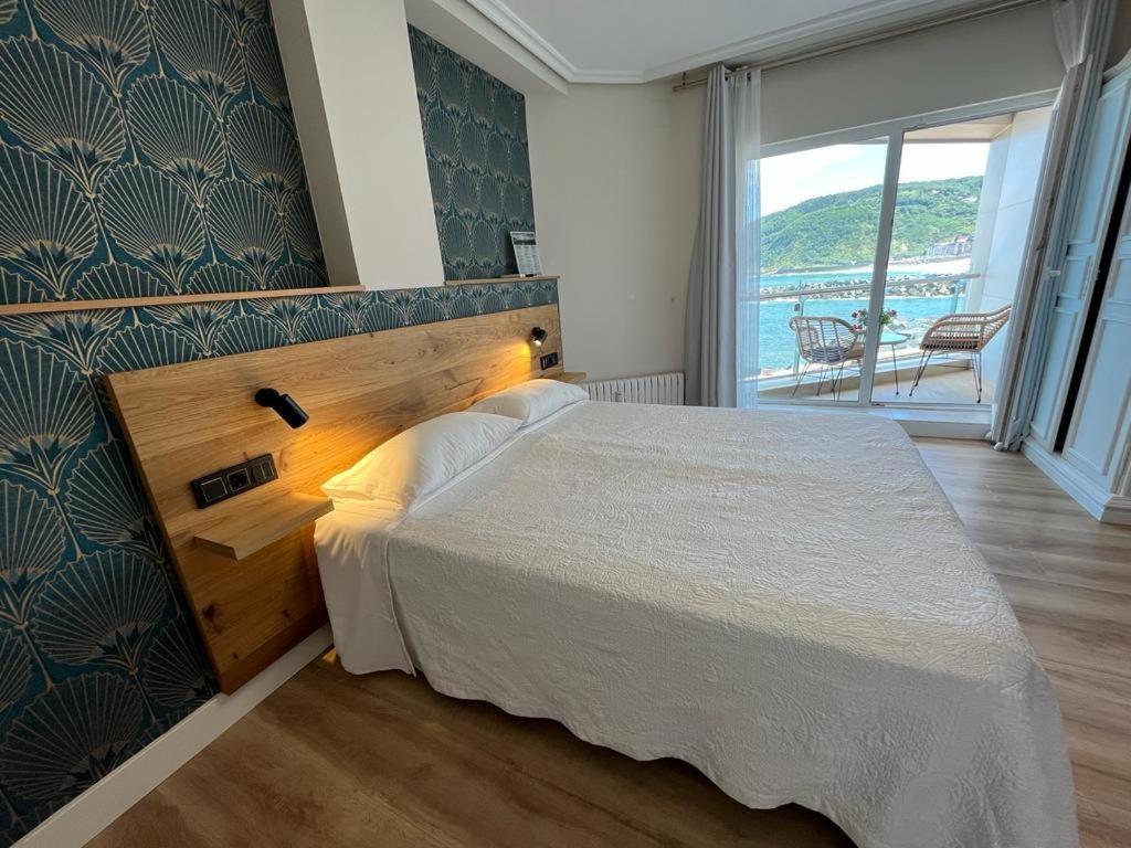 Pension Itxasoa San Sebastian Bagian luar foto